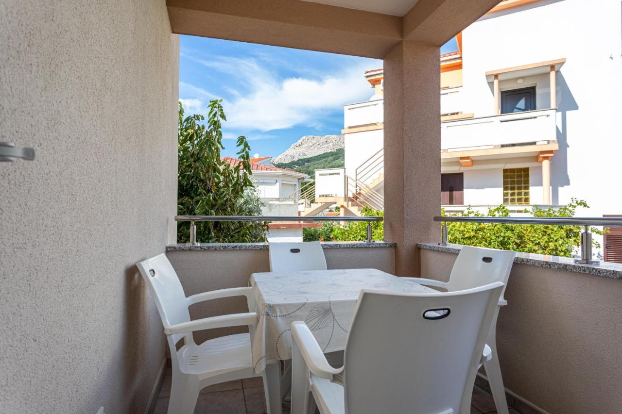 Apartments Crnekovic V Baška Εξωτερικό φωτογραφία