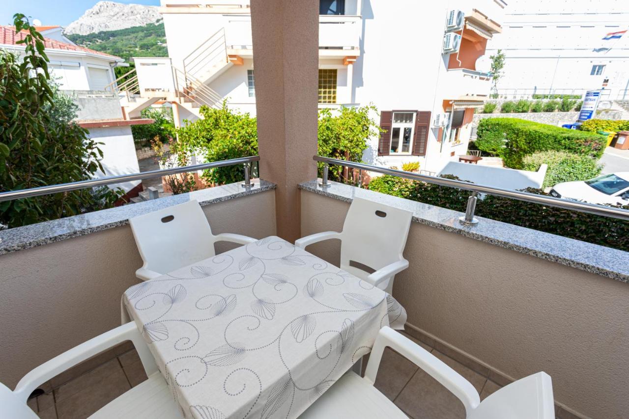 Apartments Crnekovic V Baška Εξωτερικό φωτογραφία