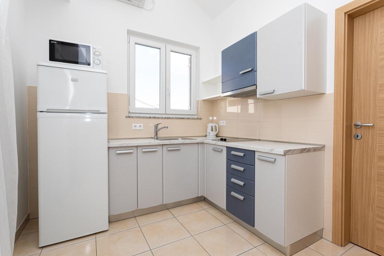 Apartments Crnekovic V Baška Εξωτερικό φωτογραφία