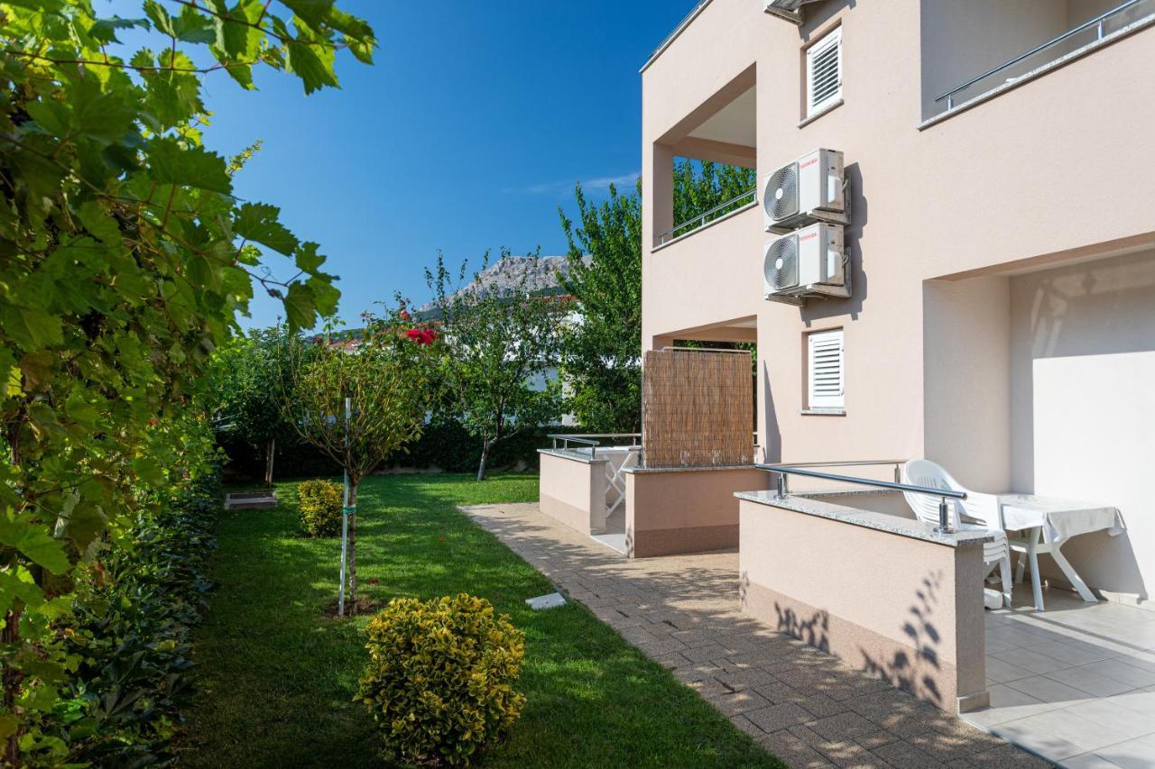 Apartments Crnekovic V Baška Εξωτερικό φωτογραφία
